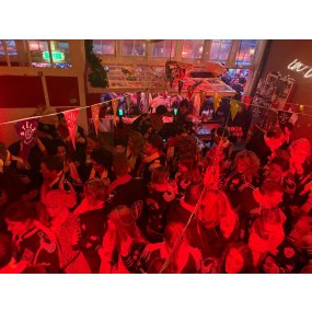 87187fcd-4616-4a64-8865-d25c7e27cb3a-1